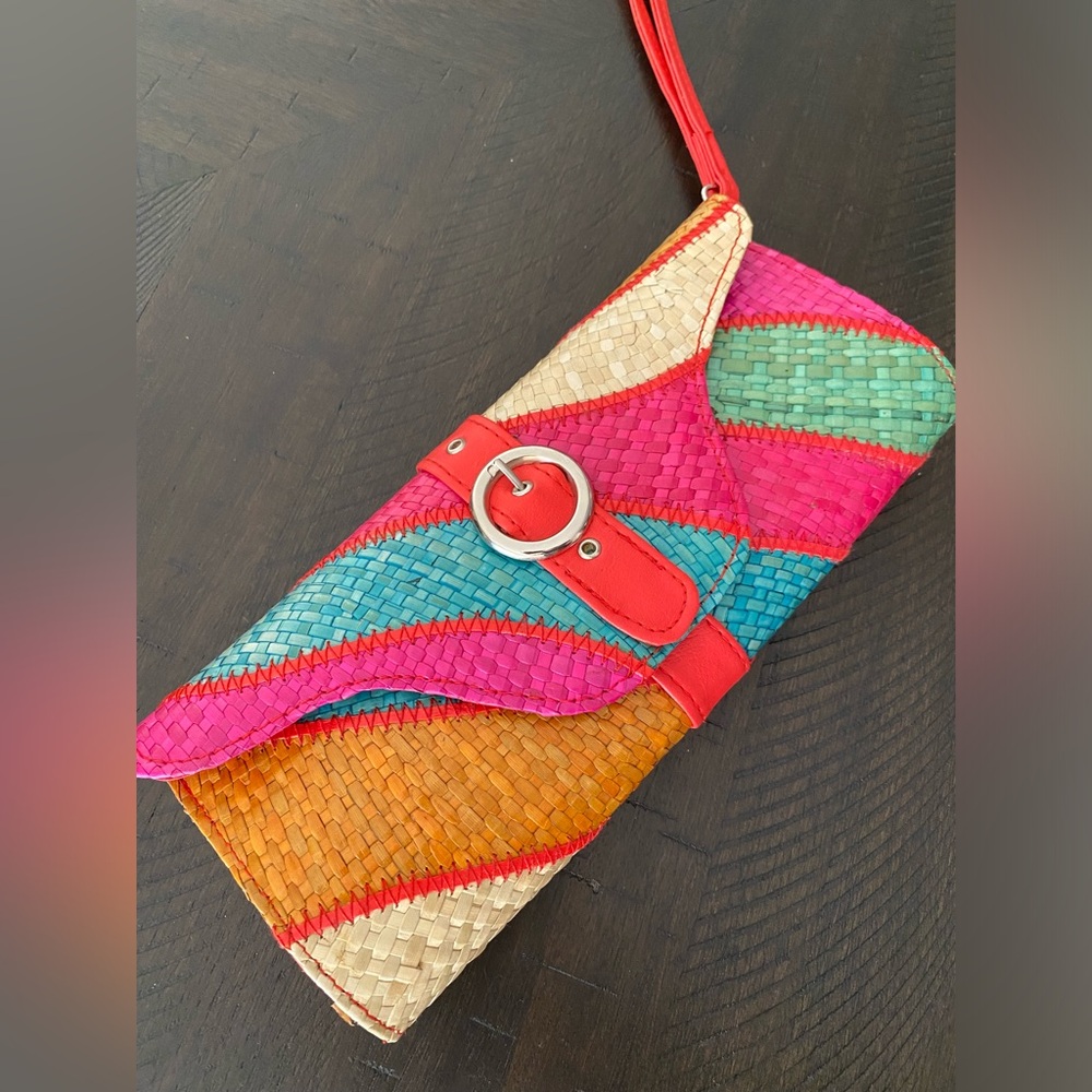 American Vintage Multicolor Woven Clutch